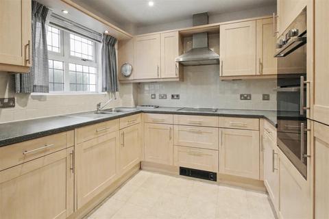 2 bedroom retirement property for sale, ASHCROFT PLACE, LEATHERHEAD, KT22