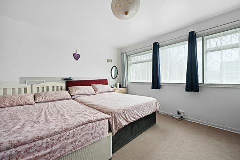 undefined, Eastcote Lane, Harrow, HA2