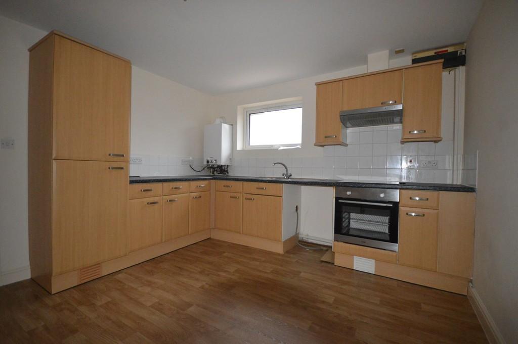 Iris Court Kitchen (2)