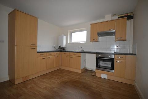 2 bedroom ground floor flat to rent, Broughton Avenue , Aylesbury