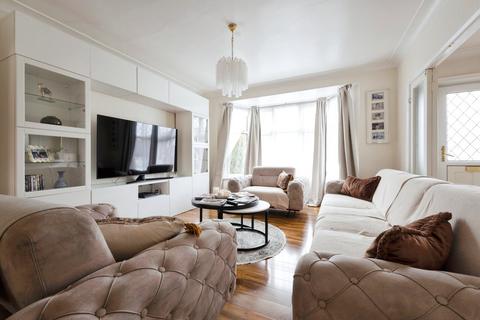 3 bedroom semi-detached house for sale, Cheviot Gardens, London NW2