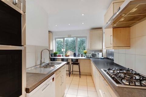 3 bedroom semi-detached house for sale, Beechwood Avenue, London N3