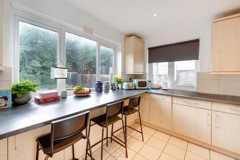 3 bedroom semi-detached house for sale, Beechwood Avenue, London N3