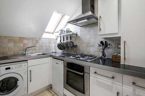 2 bedroom flat for sale, Queens Park West Drive, Bournemouth