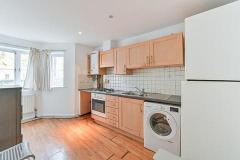 2 bedroom flat for sale, Kelly Avenue, London, SE15