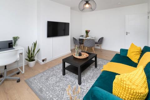 2 bedroom maisonette to rent, Worsley Bridge Road, London, SE26
