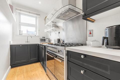 1 bedroom flat for sale, Bedford Road, London SW4