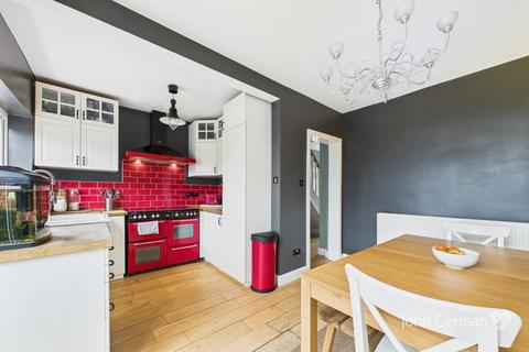 3 bedroom semi-detached house for sale, Moss Pit, Stafford