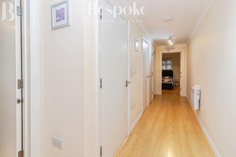undefined, Gabriels Square, Reading RG6