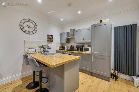 undefined, Egmont Road, Sutton