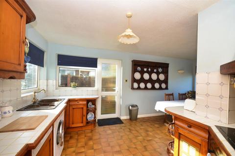3 bedroom detached bungalow for sale, SEAVIEW