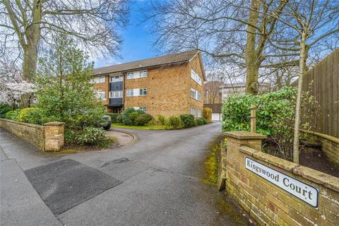 1 bedroom apartment to rent, Kingswood Court, Woking GU21