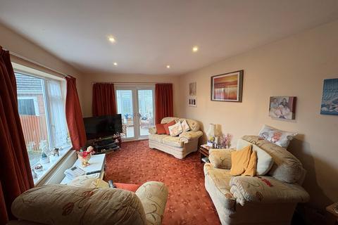 2 bedroom detached bungalow for sale, Glen Avenue, Pinchbeck