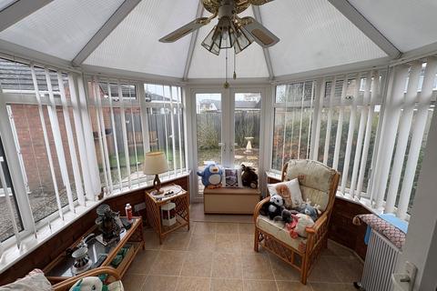 2 bedroom detached bungalow for sale, Glen Avenue, Pinchbeck