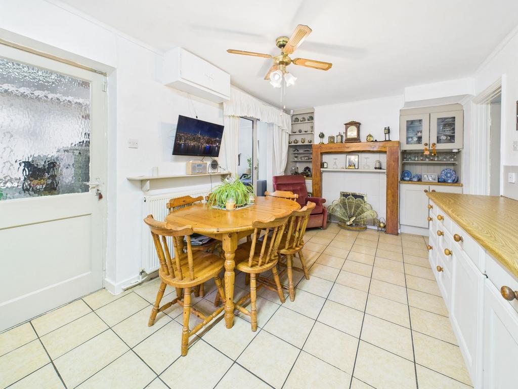 Dining Kitchen