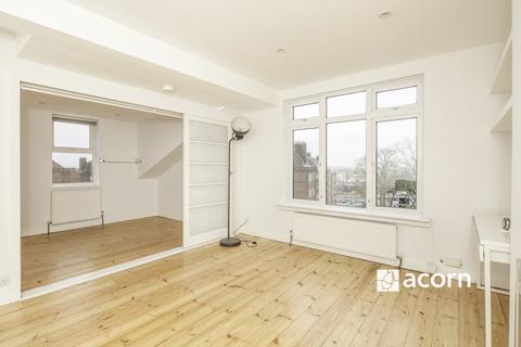 2 bedroom flat to rent, Rye Hill Park Peckham SE15