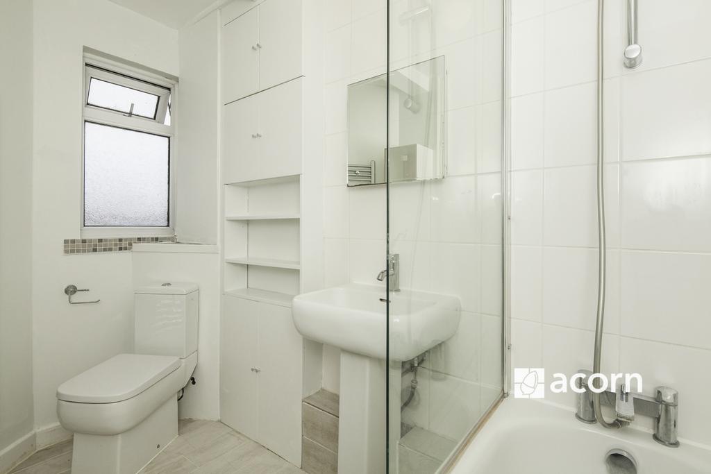Rye hill bathroom