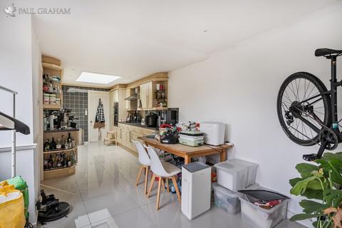 undefined, Carshalton Road, Sutton