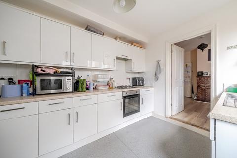3 bedroom semi-detached house for sale, Lee Street, Surrey RH6
