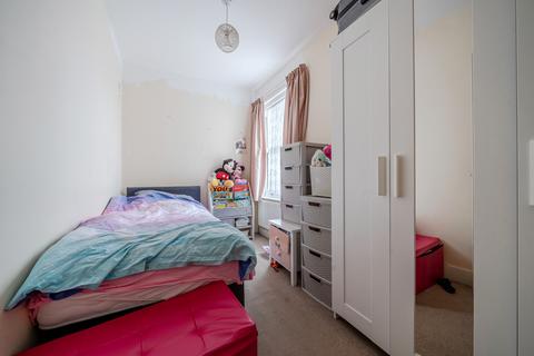 undefined, Lee Street, Surrey RH6