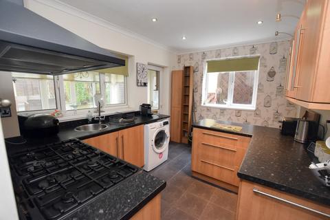 4 bedroom semi-detached house for sale, Wombridge Road, Wombridge, Telford, TF2 6HT