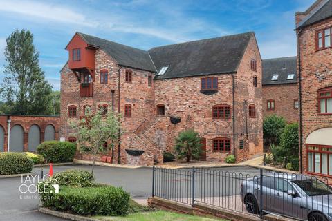 undefined, Granary Place, Kingsbury
