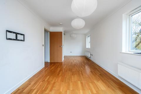 2 bedroom end of terrace house for sale, Western Barn Close, Rye, East Sussex TN31 7EF