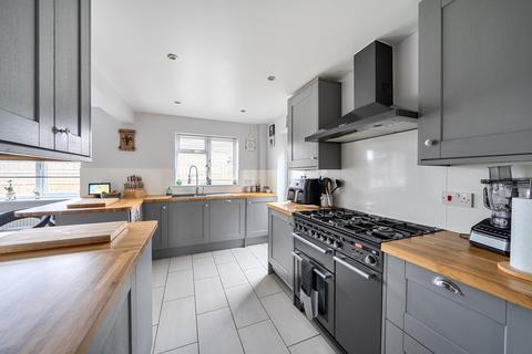 4 bedroom detached house for sale, Kestrel Way, Tewkesbury GL20