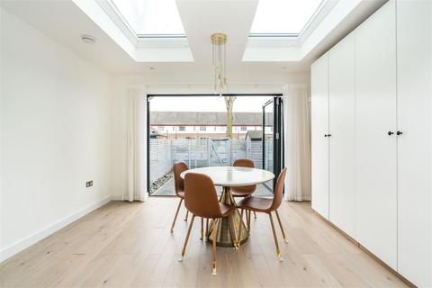 undefined, Tranton Road, Bermondsey, SE16
