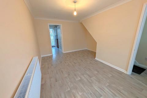 2 bedroom terraced house to rent, Eagle Drive, Colindale NW9