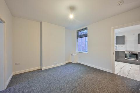 3 bedroom end of terrace house for sale, Cannock Road, Cannock WS11