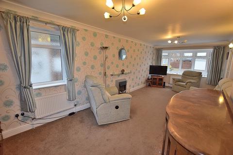 2 bedroom detached bungalow for sale, Willow View, Catterick