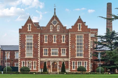 Holt Gardens, Tooting, London, SW17