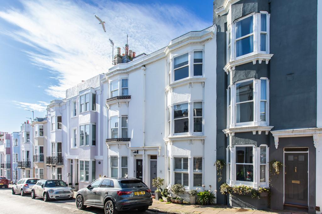 14 Temple Street3