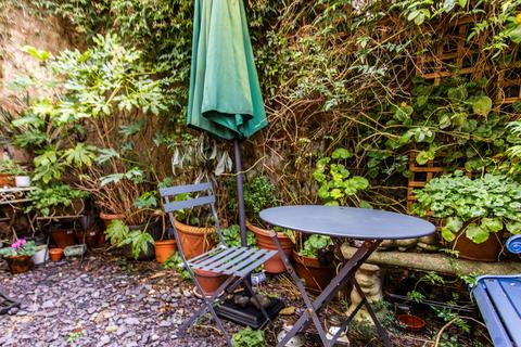 4 bedroom terraced house for sale, Temple Street, Brighton
