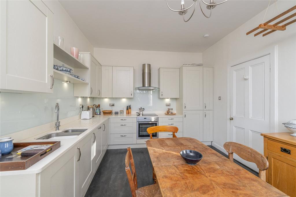 Kitchen Alt