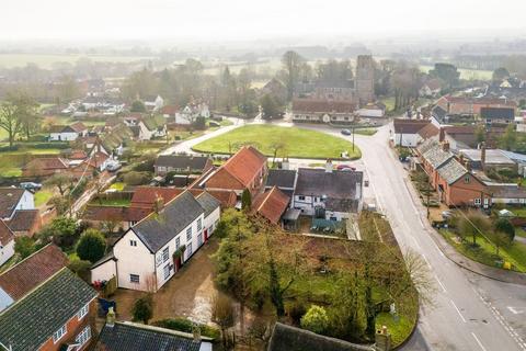 undefined, Pulham Market
