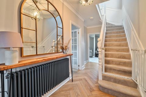 4 bedroom end of terrace house for sale, Rose Walk, West Wickham, Kent, BR4