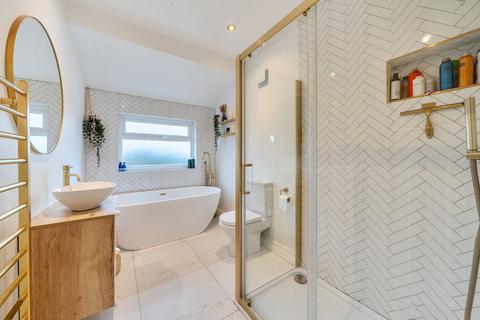 4 bedroom end of terrace house for sale, Rose Walk, West Wickham, Kent, BR4