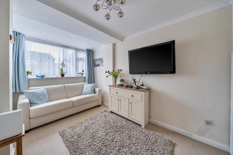 3 bedroom end of terrace house for sale, Manor Road, Wokingham, Berkshire