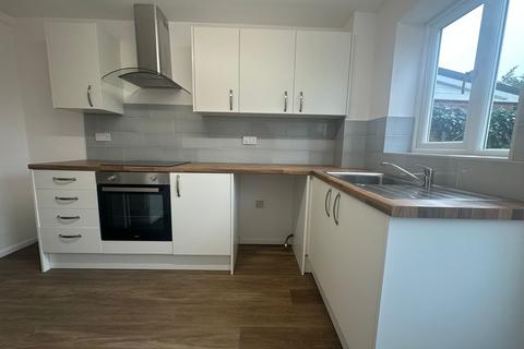 3 bedroom semi-detached house to rent, Hillcrest, Bar Hill CB23
