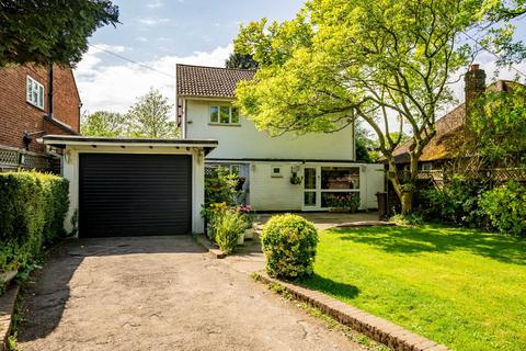 3 bedroom detached house for sale, Sandpit Lane, Hertfordshire AL1
