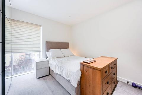 3 bedroom flat for sale, John Harrison Way, Greenwich, London, SE10