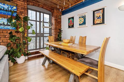 2 bedroom apartment for sale, Cambridge Street, Manchester M1