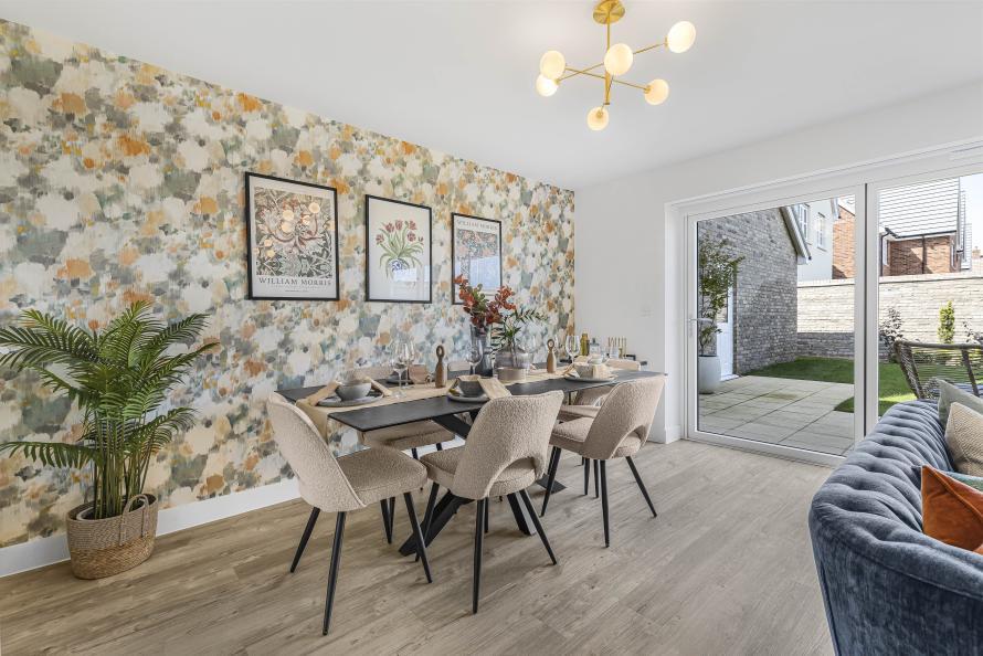 Chesterford Meadows, The Lily Number 12 Dining
