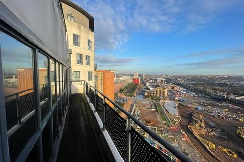 2 bedroom apartment to rent, Masshouse, Birmingham B5