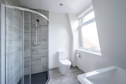 1 bedroom flat to rent, Merton Road, South Wimbledon, London, SW19