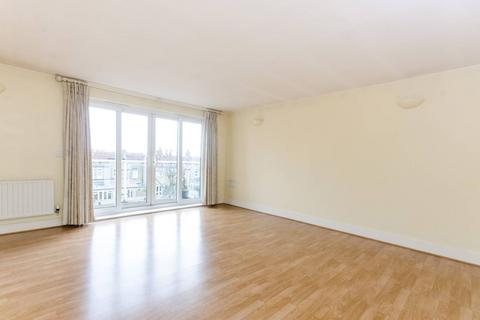 Worple Road, Raynes Park, London, SW20