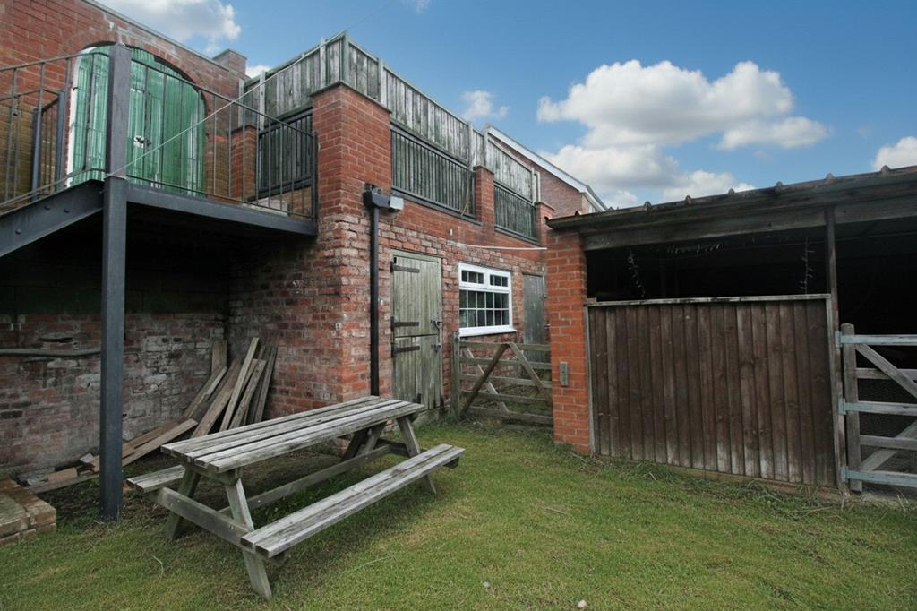 Outbuilding