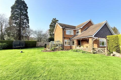 4 bedroom detached house for sale, Park Road, Goole DN14